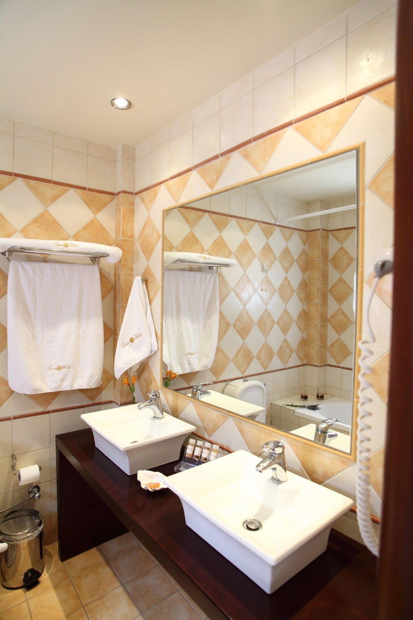 Hotel Tesoro 니키아나 외부 사진